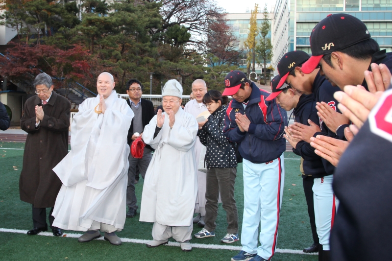 2014.11.12_동국대 야구부 훈련장 방문 (5)